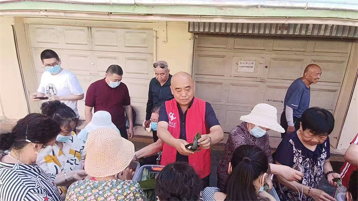 “濃情端午 愛滿社區”端午節包制粽子主題活動